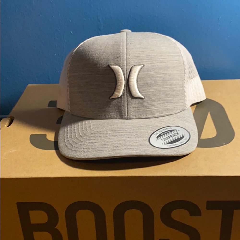 Hurley SnapBack!